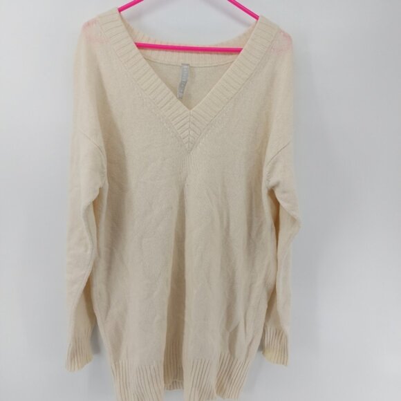 Athleta Wool Cashmere V Neck Long Oversized Sweater Size Medium - Picture 2 of 7